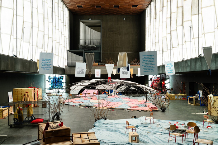 Eva Koťátková, My Body Is Not An Island, 2023. Photo: Katja Illner / Urbane Künste Ruhr.